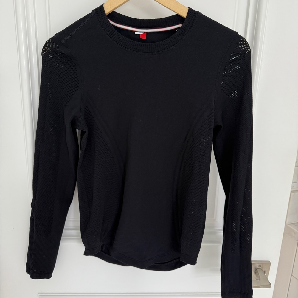 Wilson Tennis Black Long Sleeve Mesh Top